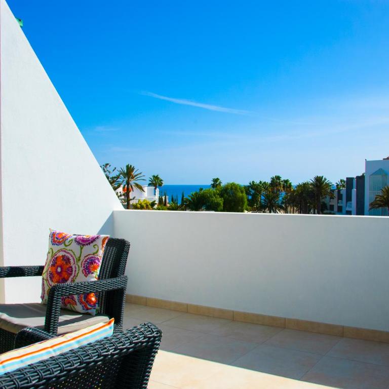 Villa Amanecer - Villa with Private Pool - 28