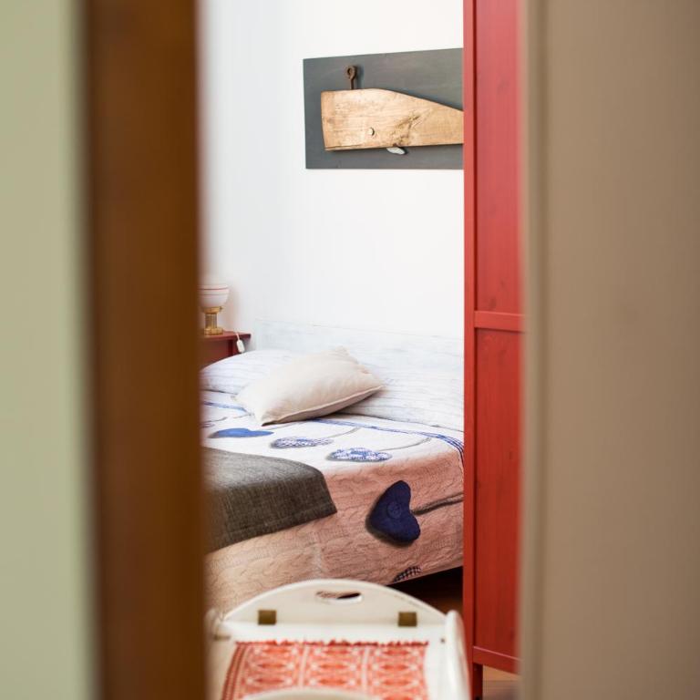 Guest Art Roma - Camera Matrimoniale con Bagno Privato Esterno - 16
