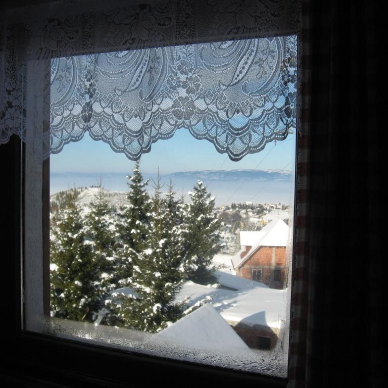 Villa Sofija - One-Bedroom Apartment with Mountain View - 11