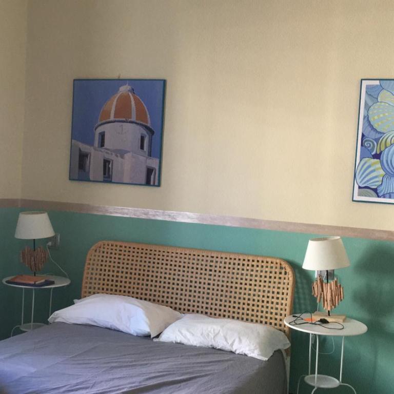 BnB Naples - Camera Familiare con Balcone - 3