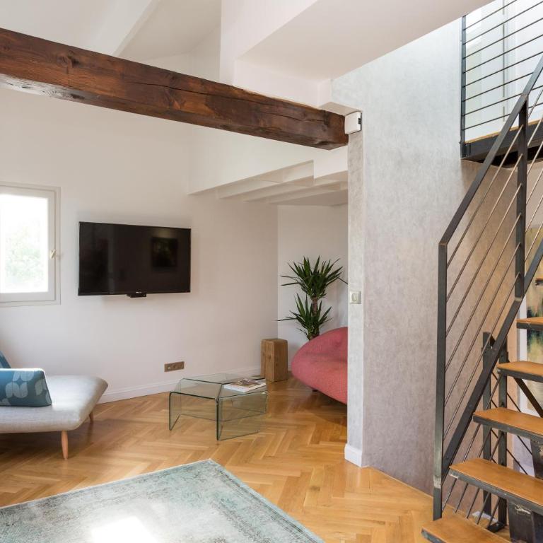 Ateliers de Montmartre ADM - Suite en Duplex - 10