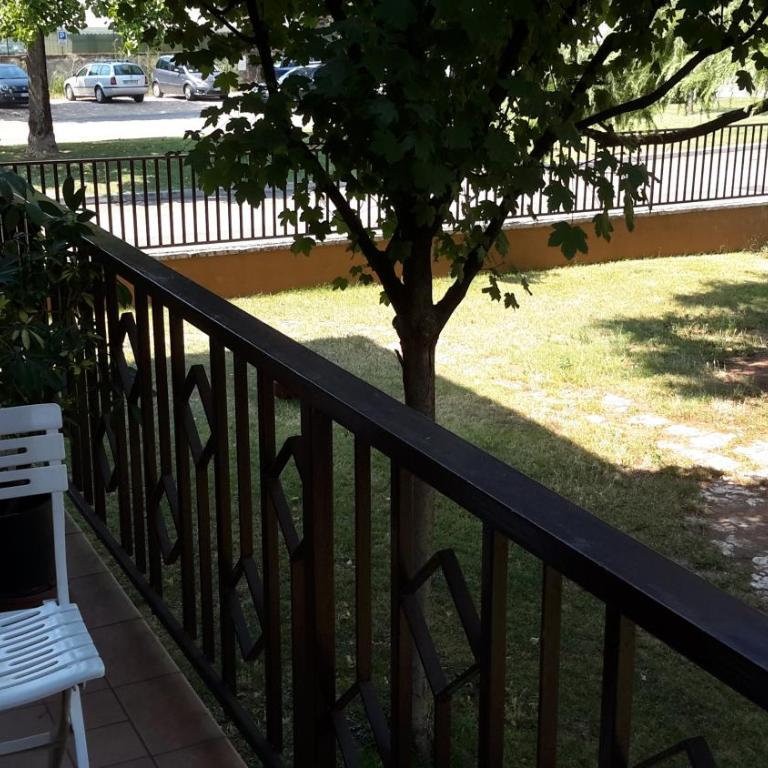 B&B Il Mondo Di Ross - Camera Matrimoniale Deluxe con Vista Giardino e Bagno Privato - 7