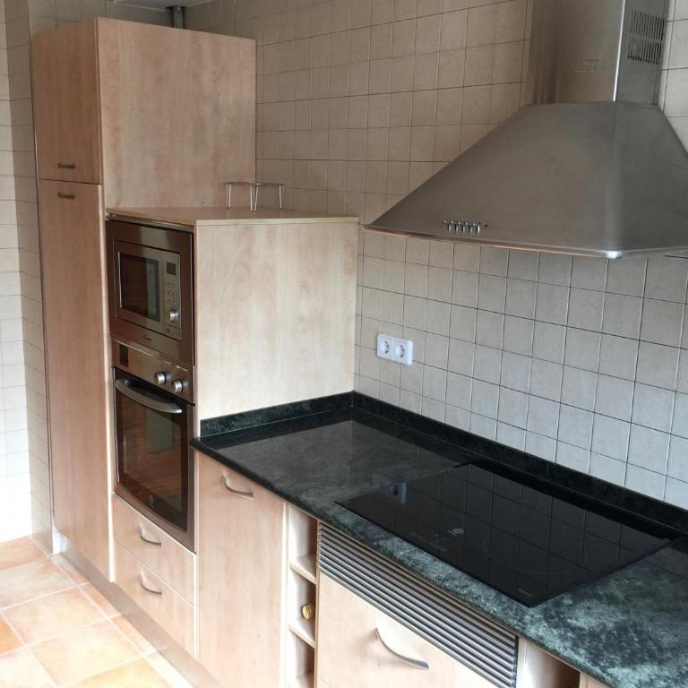 PISO CÉNTRICO DE 100 M2 - Apartamento con balcón - 6