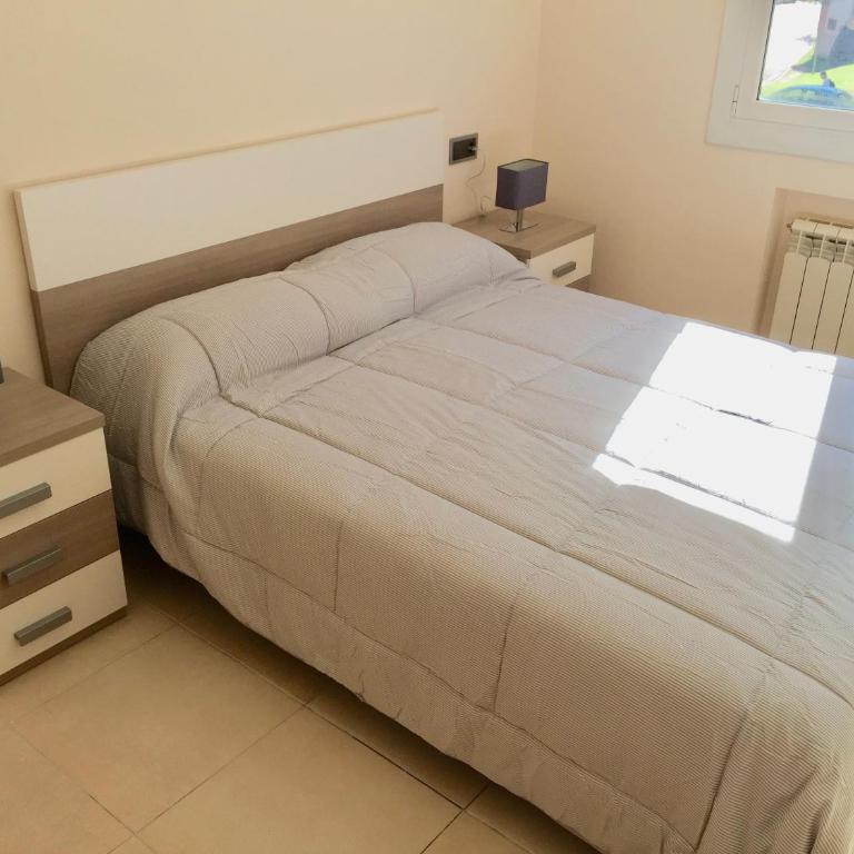PISO CÉNTRICO DE 100 M2 - Apartamento con balcón - 10