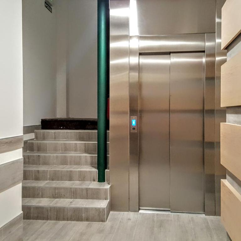 AT Compañía 100 m2 2 WC - Apartamento de 2 dormitorios - 62