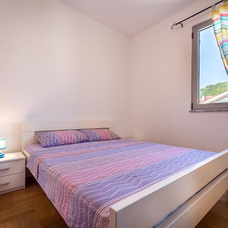 MonteBudva - Comfort One-Bedroom Apartment with Balcony - 4