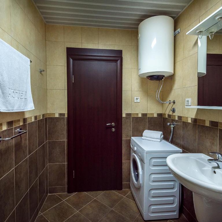 MonteBudva - Comfort One-Bedroom Apartment with Balcony - 12