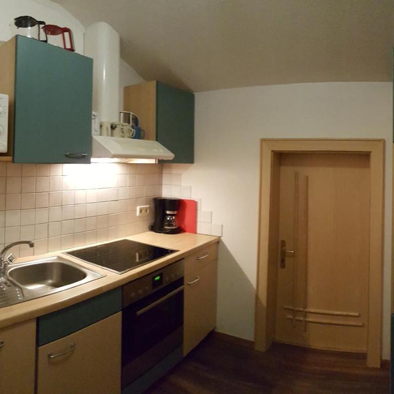 Haus Falke - Two-Bedroom Apartment with Balcony - 1