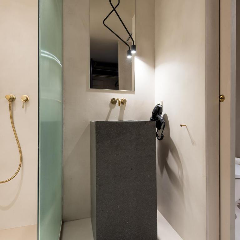BUHO Boutique Rooms - DeluxeTriple Room - 1