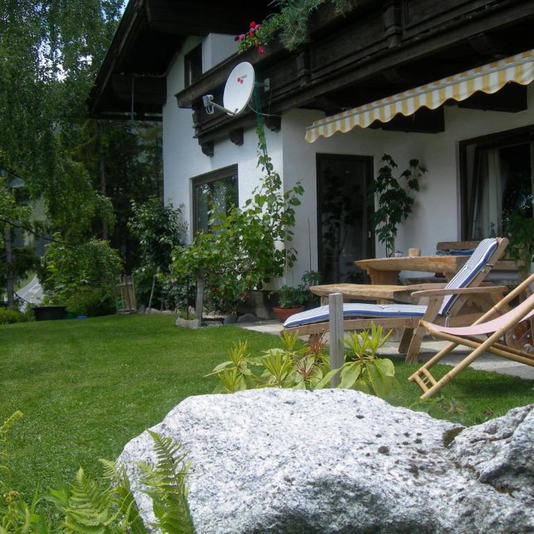 Ferienwohnung Holzer Maria - Apartment mit 3 Schlafzimmern und Balkon - 4