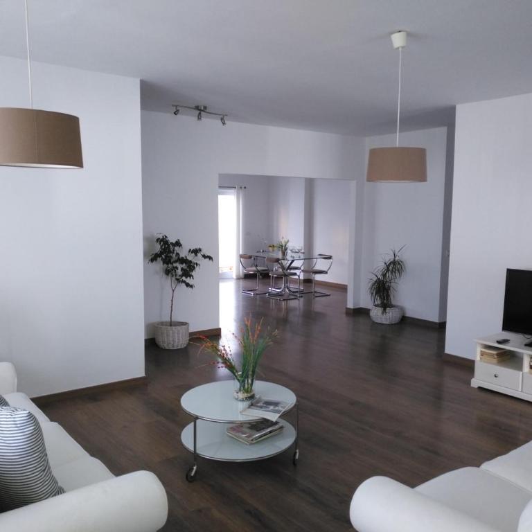 C D Domínguez - Casa - 1