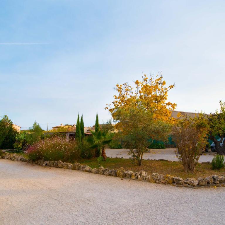 villa "Les Cactees" Petite résidence de tourisme classée 3 étoiles - Chambre Double avec Salle de Bains Privative - 1