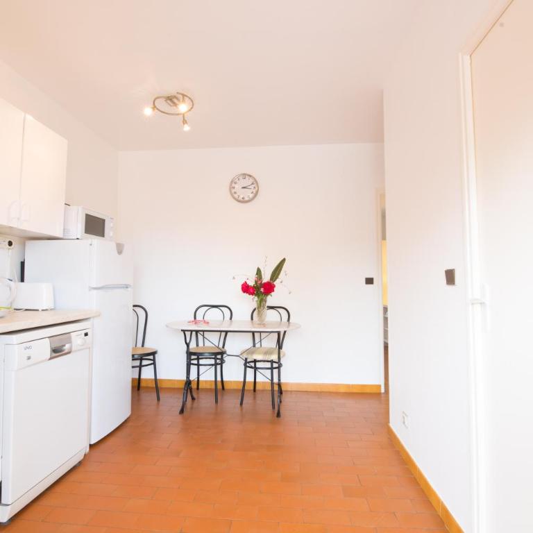 villa "Les Cactees" Petite résidence de tourisme classée 3 étoiles - Chambre Double avec Salle de Bains Privative - 18