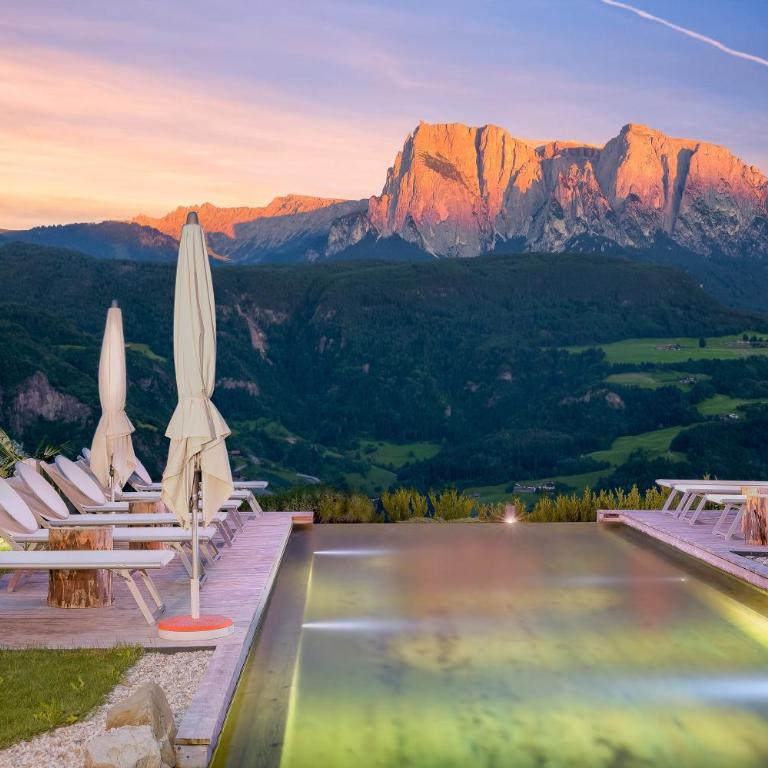 Hotel-Chalet Pennhof - Apartment mit 1 Schlafzimmer, Balkon und Bergblick - 13