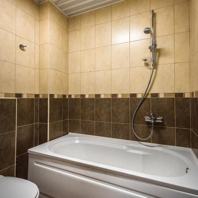 MonteBudva - Three-Bedroom Apartment with Balcony - 5