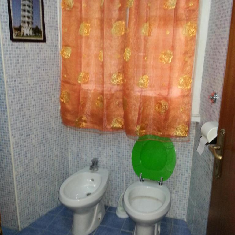 Roxena house - Camera Singola con Bagno in Comune - 2