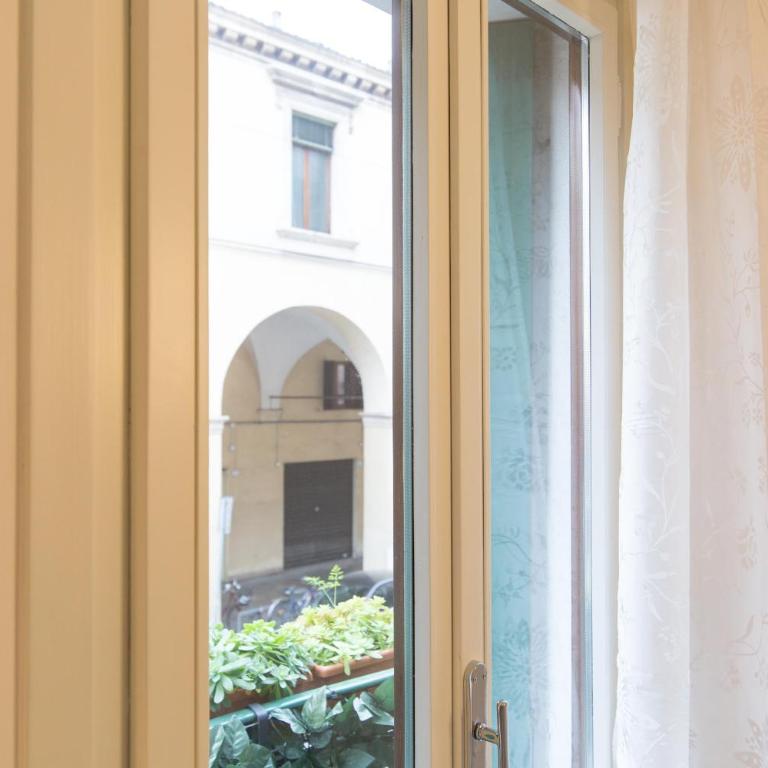 " CASA SAVONAROLA " centro storico - Casa con 1 Camera da Letto - 17