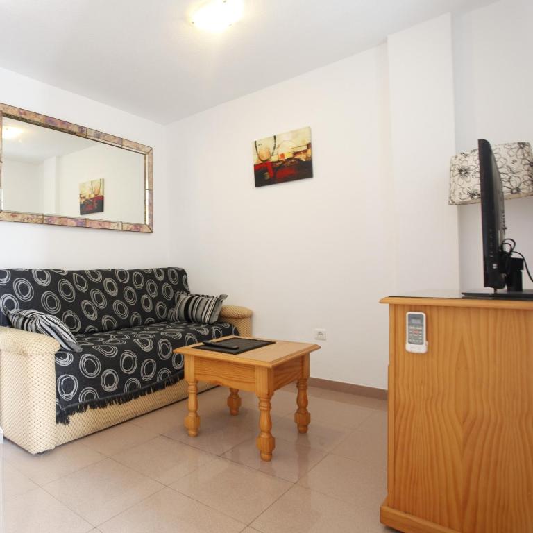 BBQ Evita Beach Club - One-Bedroom Apartment - 6