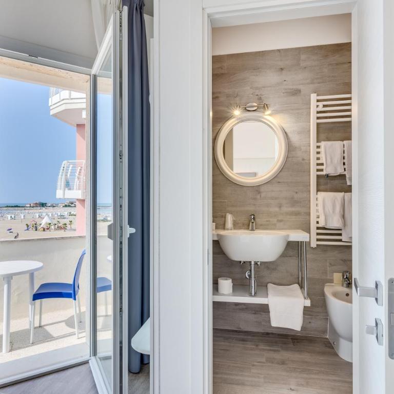 Hotel Garni' Serena - Suite con Vista Mare (2 adulti + 2 bambini) - 4