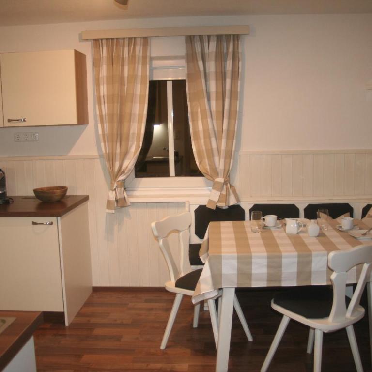 Landhaus Eder - Apartment mit Gartenblick - 37