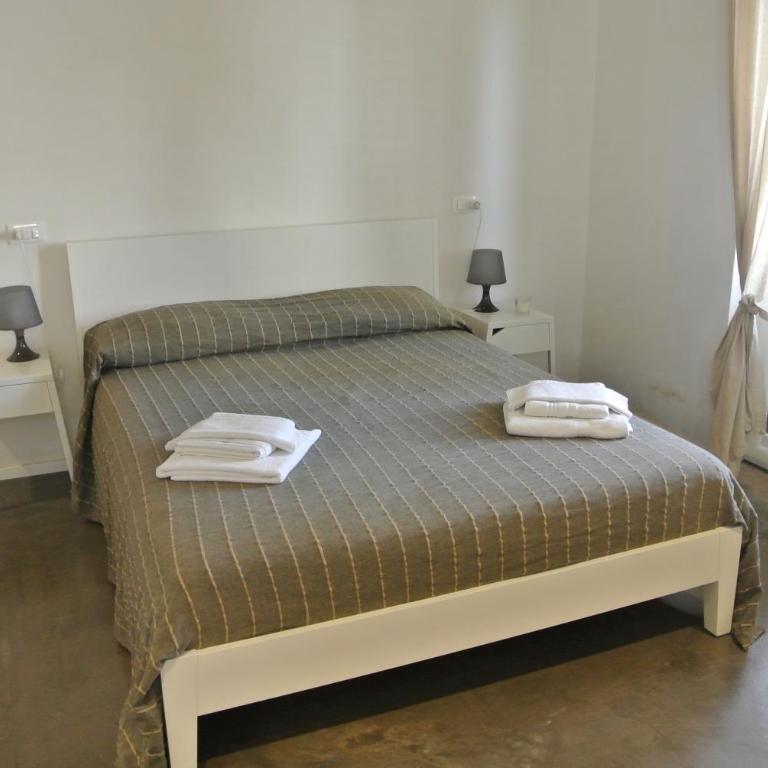 Palermo Rooms - Suite con Balcone - 11
