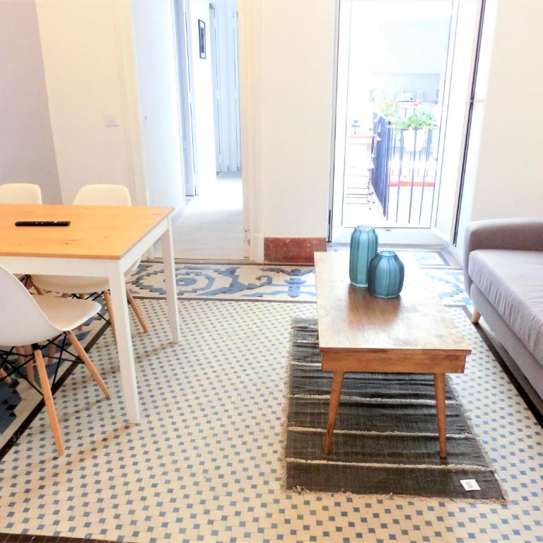 Total Valencia Vintage - Two-Bedroom Apartment - 1