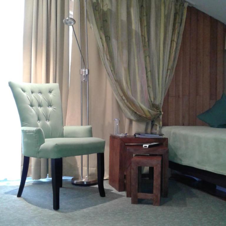 Tourist Hotel Boehm - Großes Doppelzimmer - 3