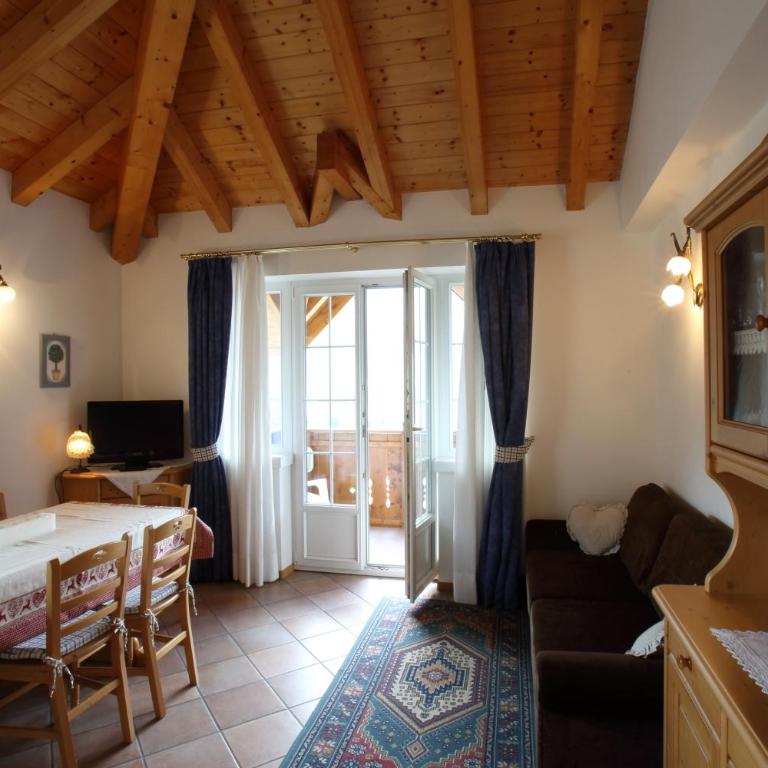 Casa Rubino Lake & Dolomites - Two-Bedroom Apartment with Lake View - 1