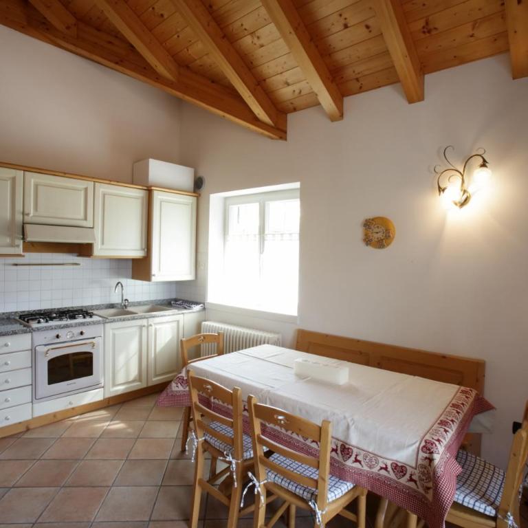 Casa Rubino Lake & Dolomites - Two-Bedroom Apartment with Lake View - 5