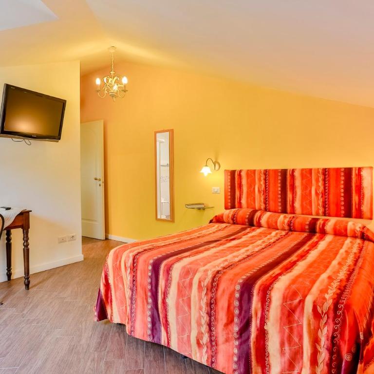 Cà De Rossana Bed&Breakfast - Camera Matrimoniale con Vista Giardino - 5