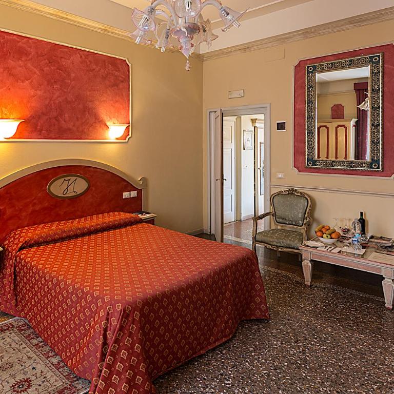 Antica Residenza D'Azeglio Room&Breakfast di Charme - Camera Matrimoniale/Doppia con Letti Singoli - 15