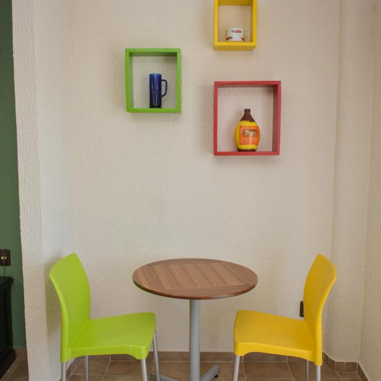 Suites Los Arcos - King Room - 32