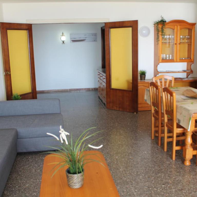 Piso Jover alojamiento en primera línea del Mar !! - Apartamento de 4 dormitorios con vistas al mar - 17