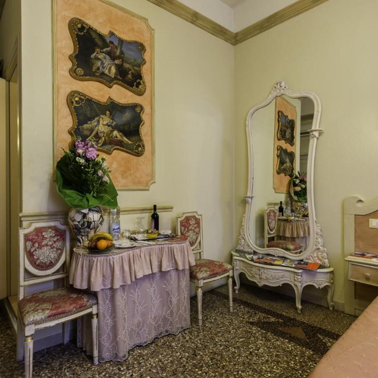 Antica Residenza D'Azeglio Room&Breakfast di Charme - Camera Matrimoniale/Doppia con Letti Singoli - 10