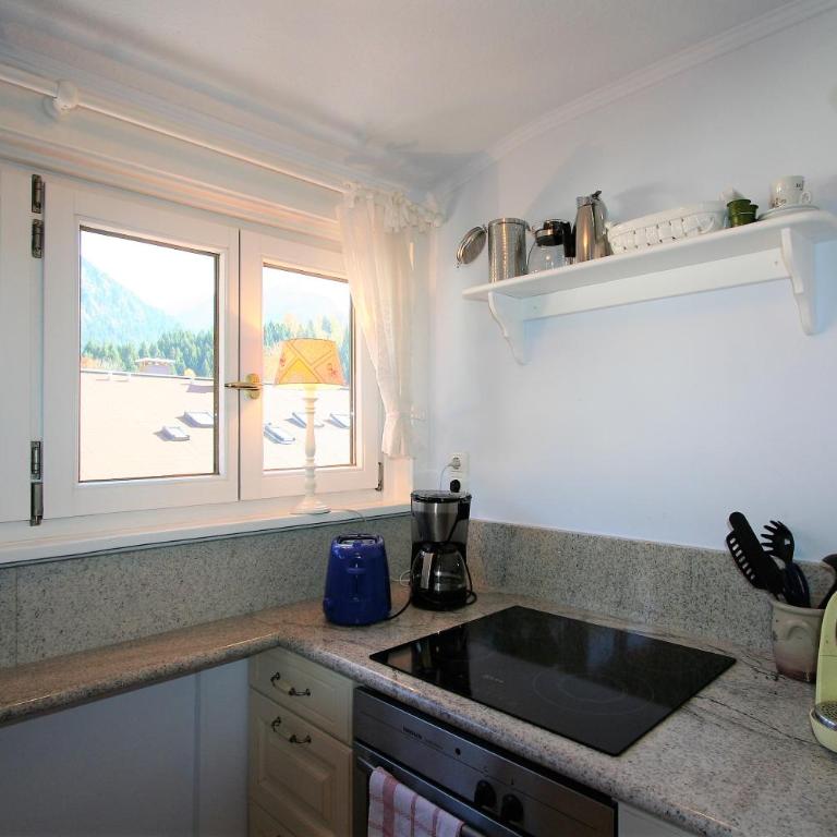 Alpenflair Ferienwohnungen Whg 214 "Schanzenblick" - Apartment mit Blick auf die Berge - 8