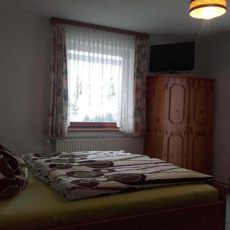 Rainzhof - Doppelzimmer - 8