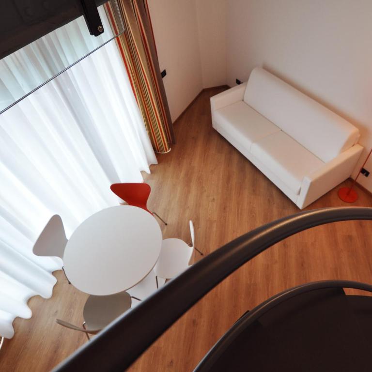 BB Hotels Aparthotel Isola - Loft - 5