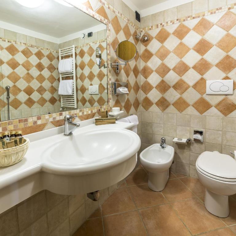 Excelsior Planet - Junior Suite - 1