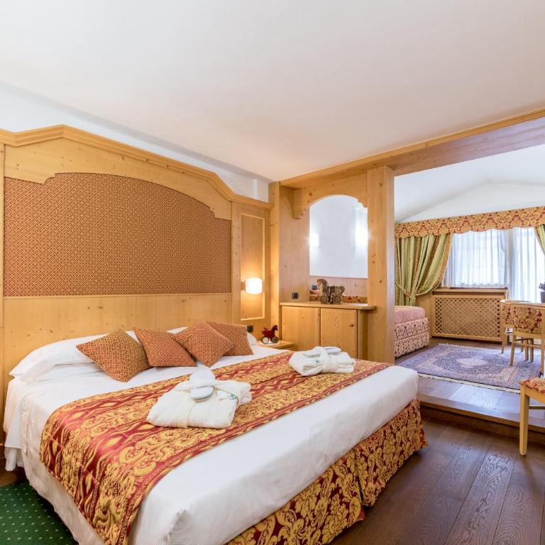 Excelsior Planet - Junior Suite - 2