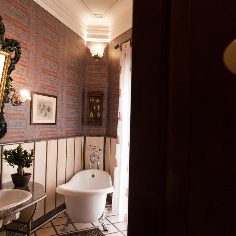 Palazzo Melluso LUXURY SUITE - Deluxe Doppelzimmer mit Balkon und eigenem externem Bad - 7