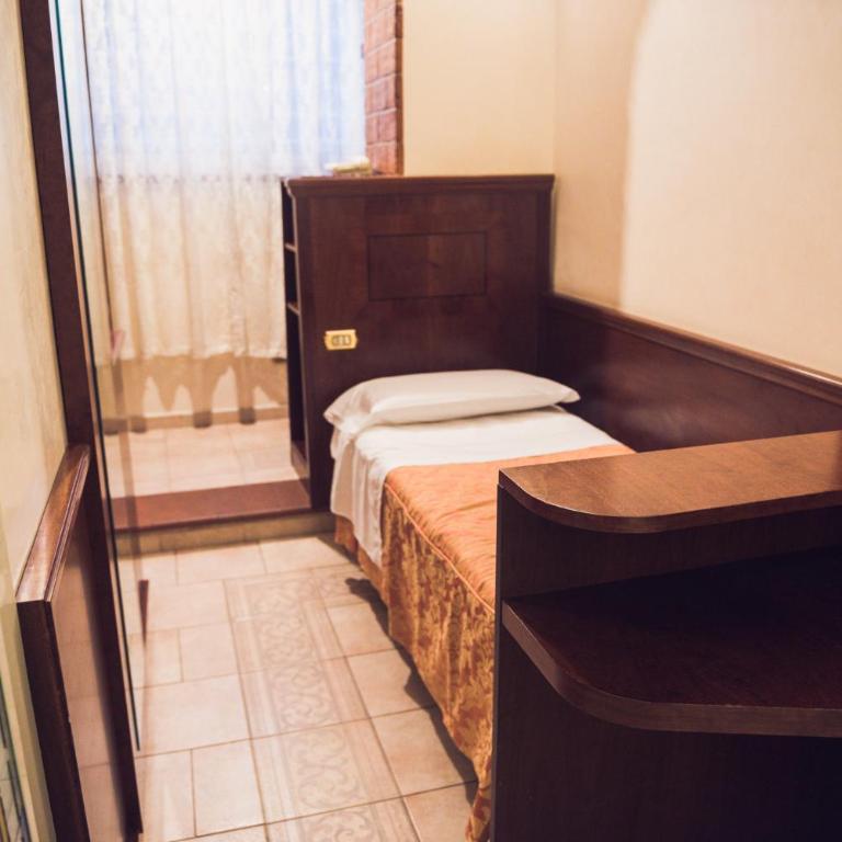 Hotel Robinson - Single Room - 10
