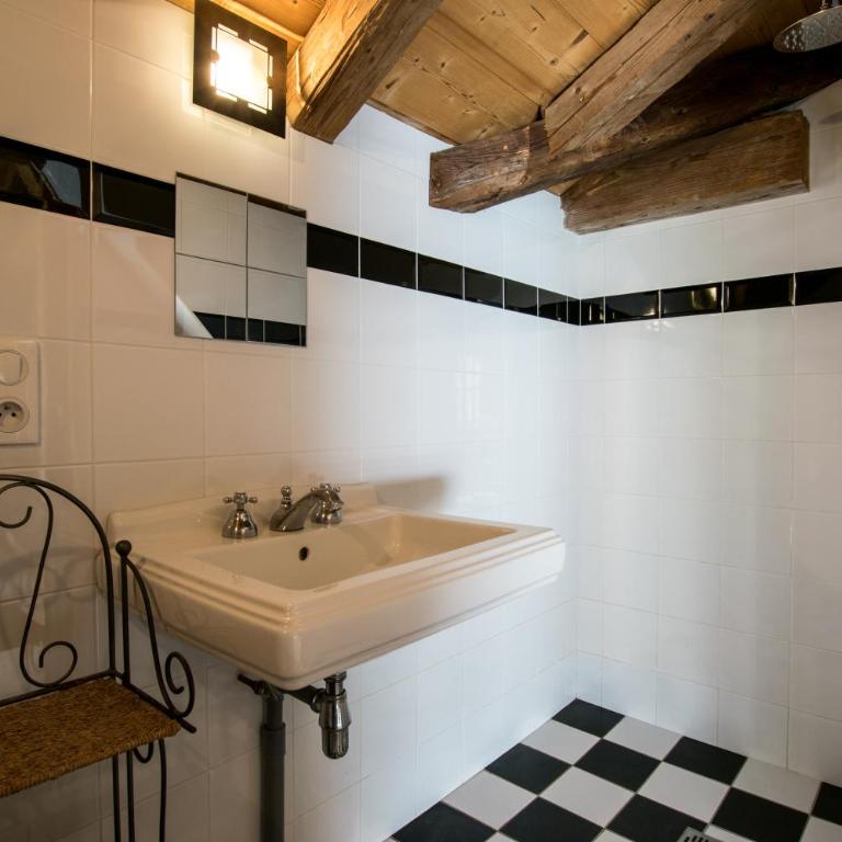 La Ferme du Château - Chambre Double ou Lits Jumeaux avec Balcon - 2