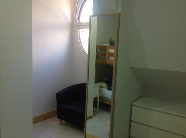 Colegio Mayor Careu - Women Only - University Community - Habitación Individual con baño privado - Solo mujeres - 5