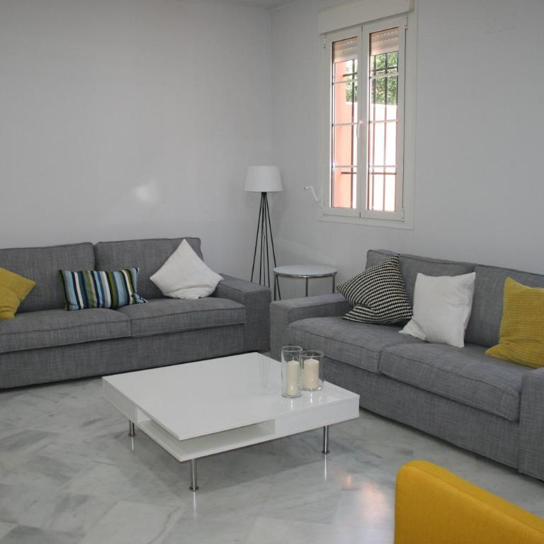 Colegio Mayor Careu - Women Only - University Community - Habitación Doble - 2 camas - 3