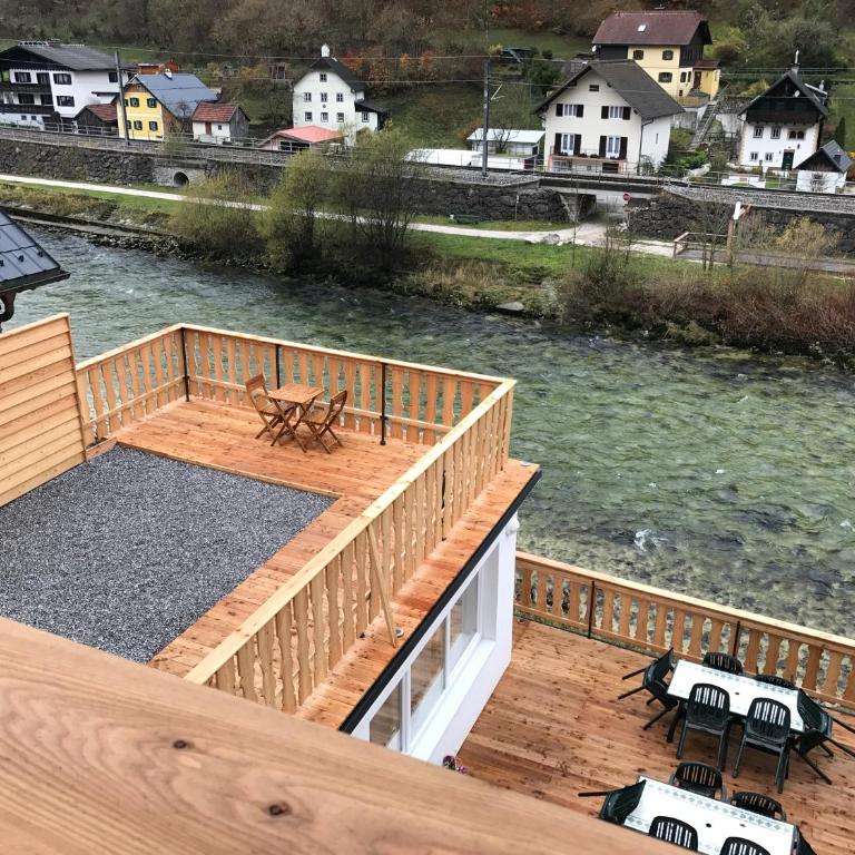 Pension Kirchenwirt - Familienzimmer mit Balkon - 2