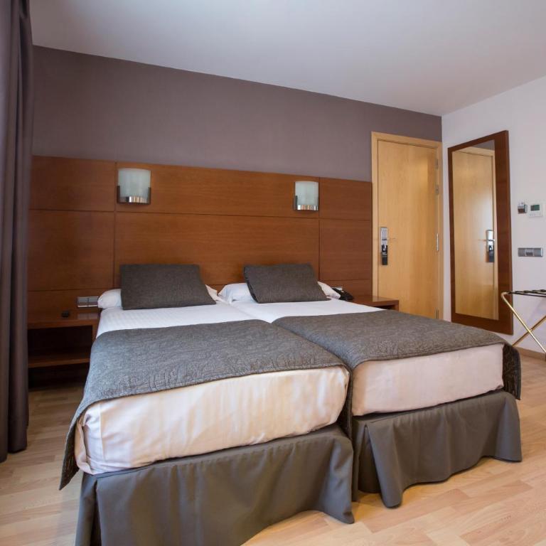 Hotel Via Augusta - Twin Room - 1