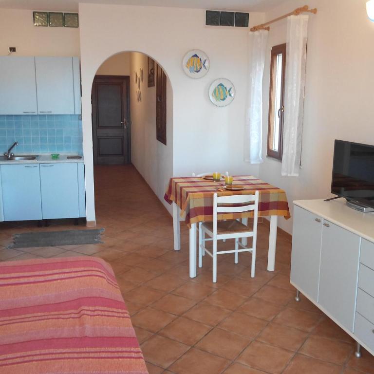 Splendido mono vista mare con wi fi a 100 mt da spiaggia - Vacation Home - 8