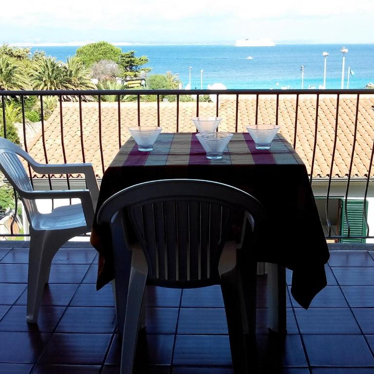 Splendido mono vista mare con wi fi a 100 mt da spiaggia - Vacation Home - 3
