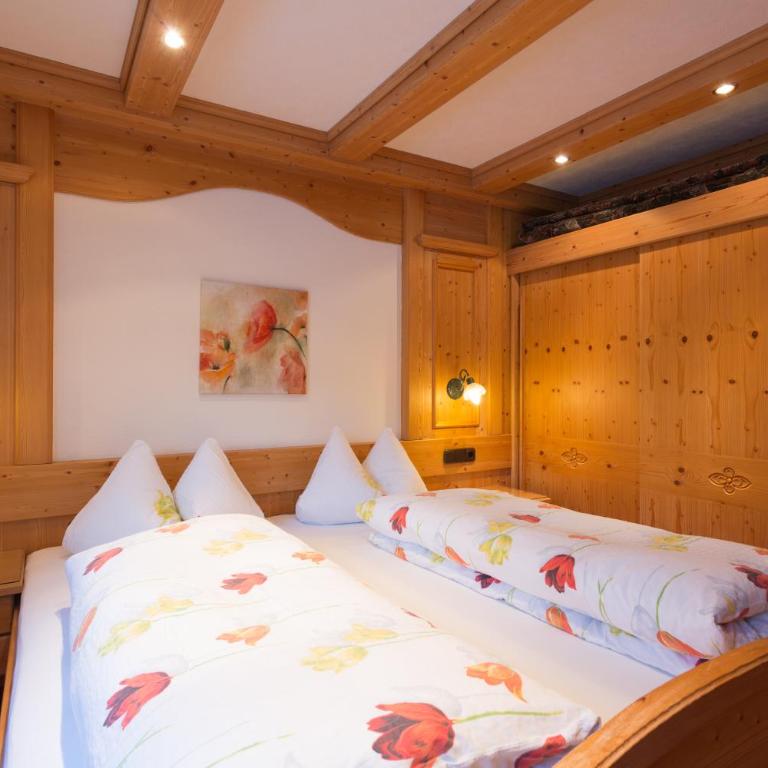 Alpenflair Ferienwohnungen Gästehaus Tepferdt - Apartment mit Balkon - 7