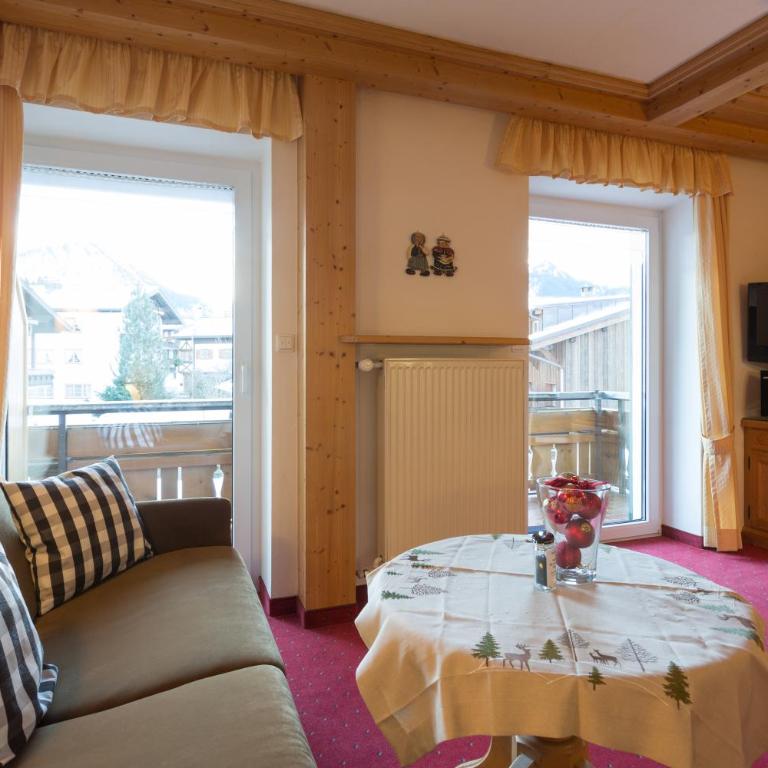 Alpenflair Ferienwohnungen Gästehaus Tepferdt - Apartment mit Balkon - 8